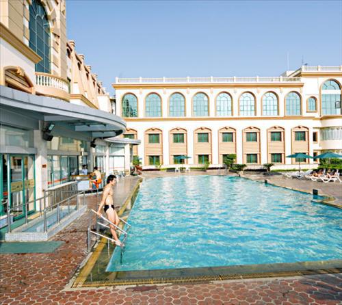 Aile Holiday Hotel Джинджанг Екстериор снимка