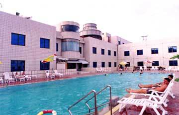 Aile Holiday Hotel Джинджанг Екстериор снимка